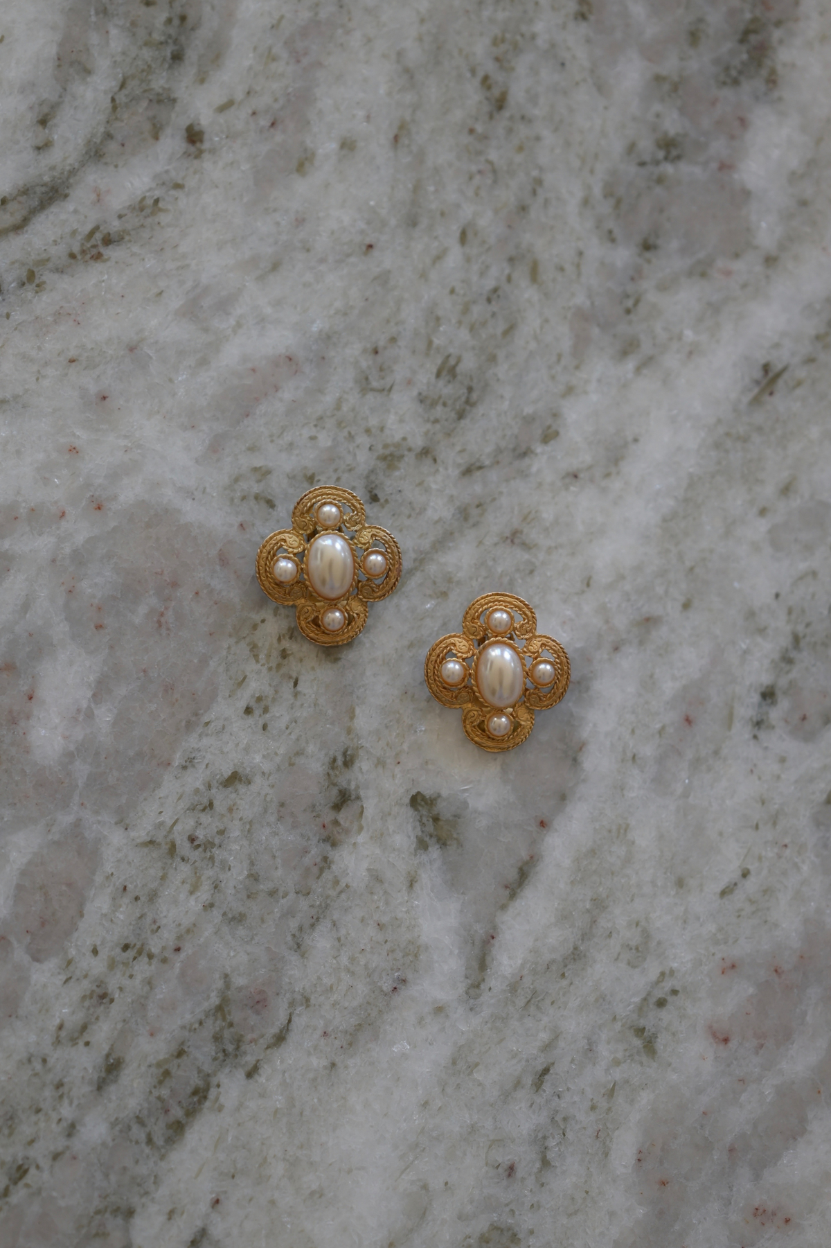 Boucles d'oreilles à clips Philippa